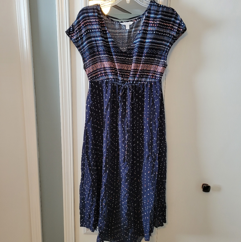 A glow Maternity Dress